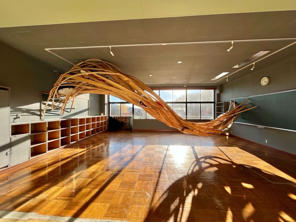 重力と木と楽器