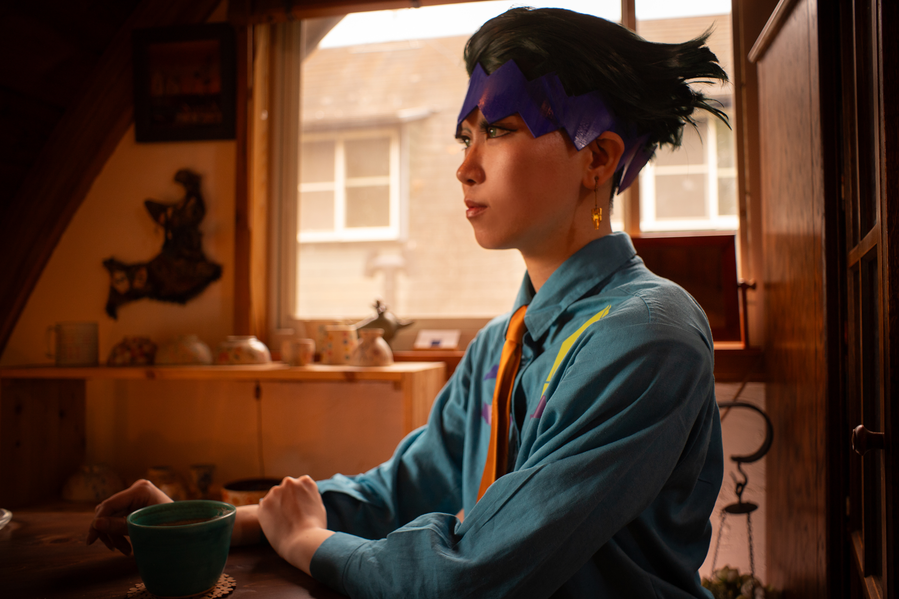 お洒落なカフェと露伴先生