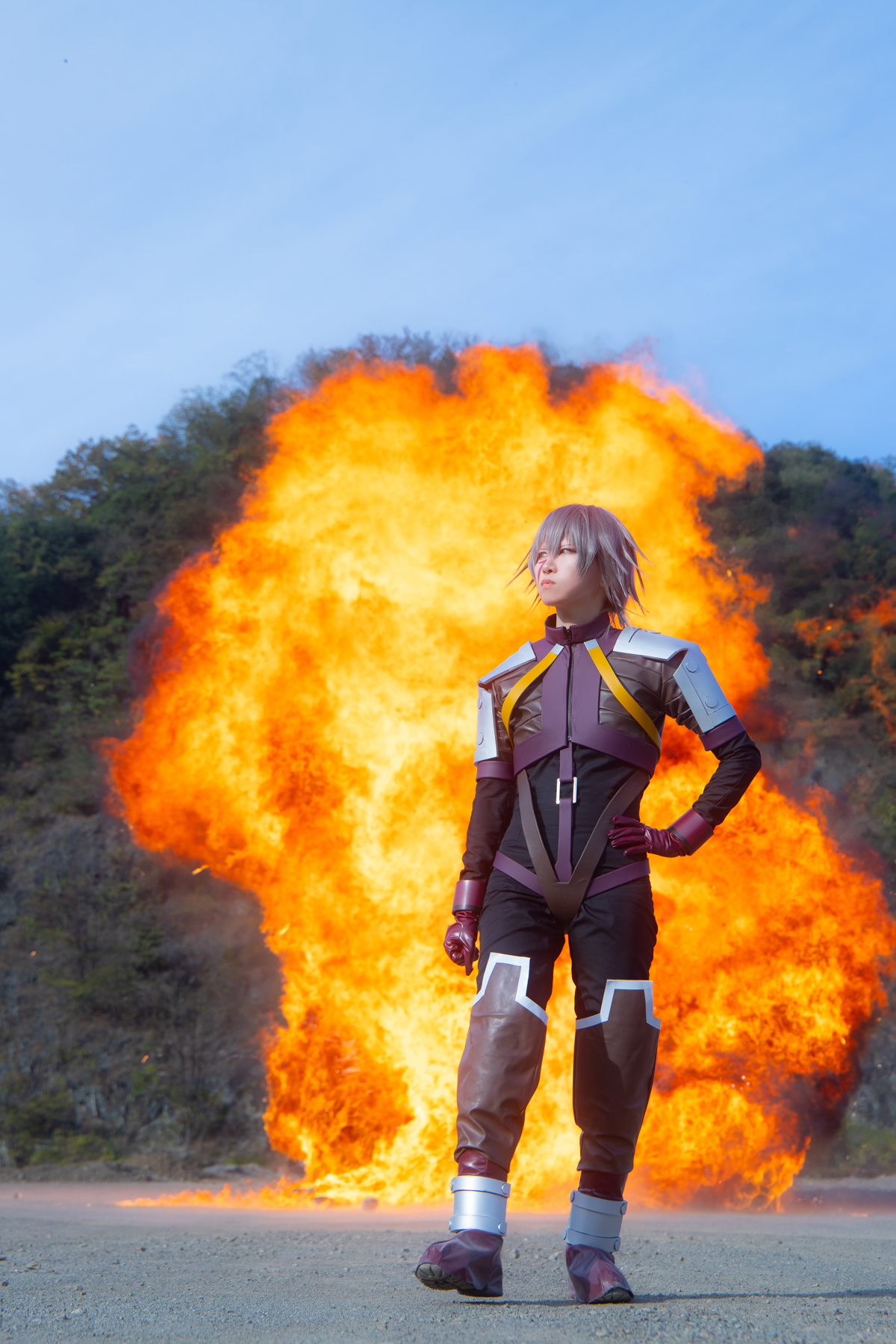 爆破とレイヴン